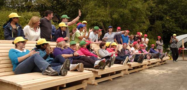 Relax Loungers Abschluss Soziales Teamprojekt „RELAX LOUNGERS“