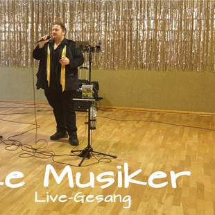 Mike Musiker; Live Gesang; Mobile Buehne; Mobile Buehne;