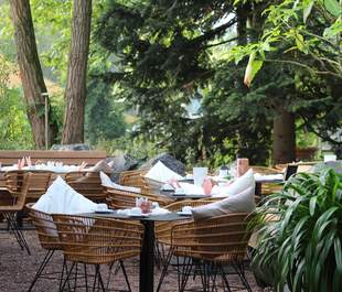 Frühstücksterrasse im Landhotel Am Rothenberg