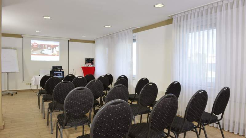 MICHEL HOTEL FRANKFURT AIRPORT