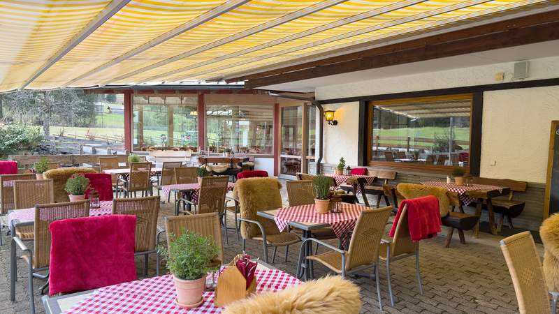 Biergarten Weihnachtsdorf mitten in der Natur