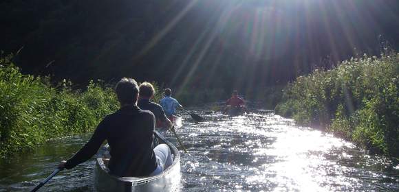 Kanufahren auf dem Neckar mit Grillen
