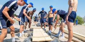 Darmstadt 98 beim Floßbau mit bo events