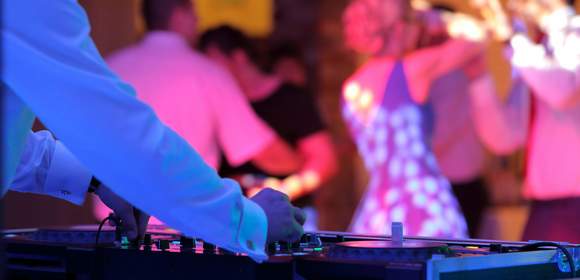 DJ Paket -moby1-