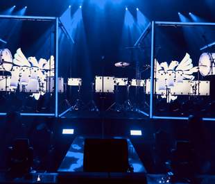 DJplus meets LED Drum Show