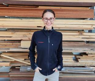 Melanie Wabro, Inspirationswerkstatt: Anbieterin von Teambuilding-Schreiner-Workshops & Sozialen Teamevents