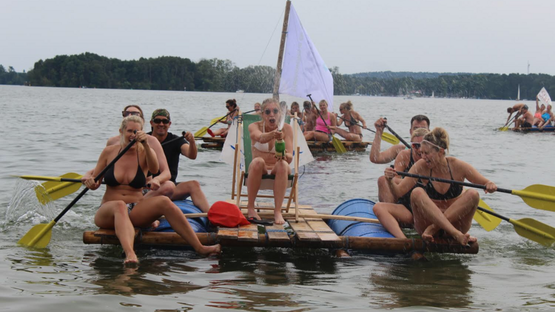 Floßbau als Teambuilding