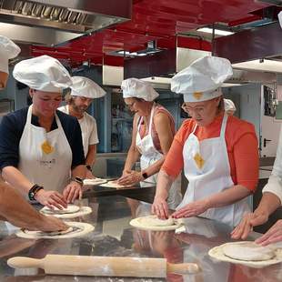 Authentische Pizza und Focaccia in Italien