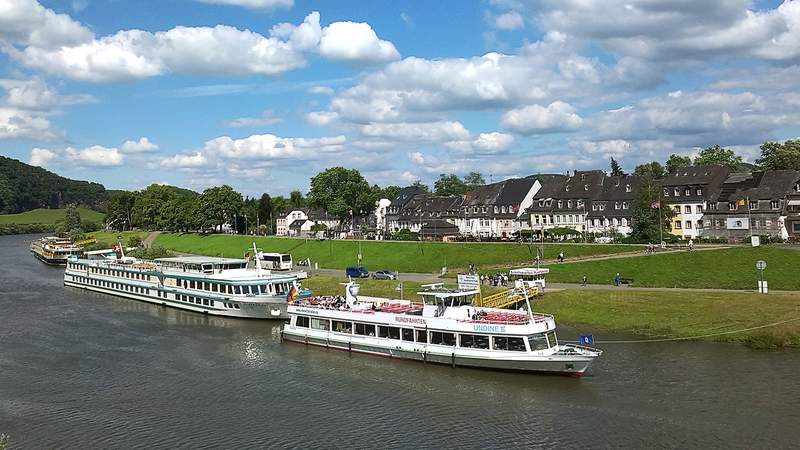 Stadt, Land, Fluss - Radfahren an der Mosel