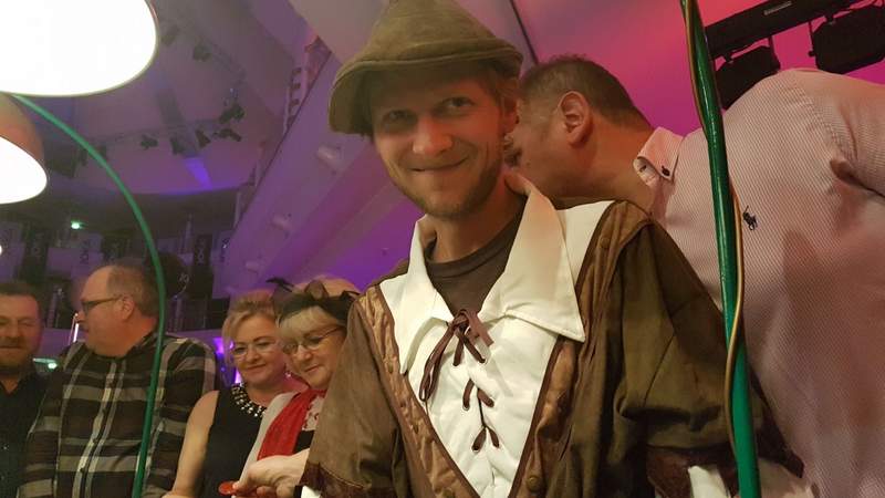 Robin Hood Croupier Movie Casino