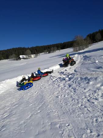 Winter-Rodelgaudi mit Käsefondue