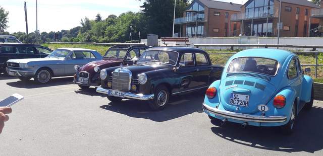 Oldtimer Rallye, VW Käfer, Mercedes, Ford Mustang
