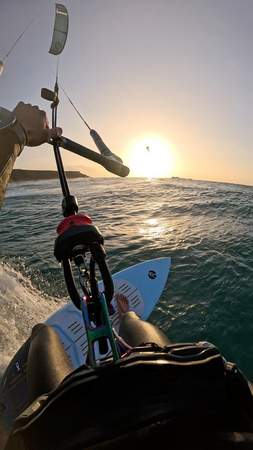 eFoil und Kite Yacht Trip auf dem Roten Meer
