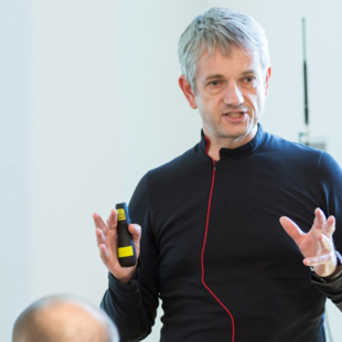 Prof. Dr. Reinhard Willfort