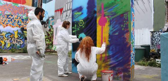 Painting the Wall: Streetart meets History