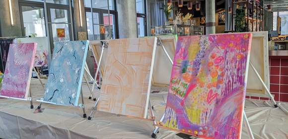 Abstrakte Kunstwerke