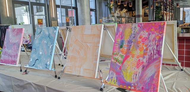 Abstrakte Kunstwerke