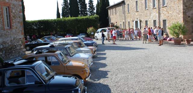 Spaßige Oldtimer-Tour durch die Toskana