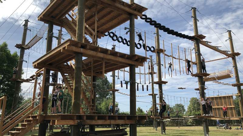 Klettern im Hochseilgarten