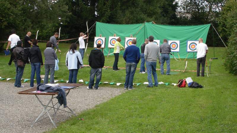 Schießstand beim Firmenevent Bogenschießen