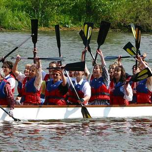 Teamsport Drachenbootfahren, Team-Event, drachenboot, dragon boat, event, drachenbootfahren, drachenbootrennen, rennen, fahren, paddeln, 