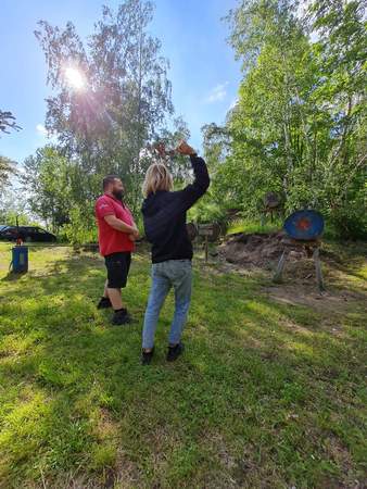 Axtwerfen im 3D-Parcours