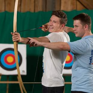 Bogenschießen ; traditionelles Bogenschießen ; Teamevent ; Teambuilding