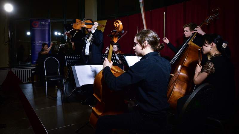 DRESDNER RESIDENZ ORCHESTER Die DRESDNER RESIDENZ SOLISTEN exklusiv