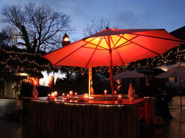 Weihnachtsbaumschlagen & Glühwein Weihnachtsfeier Weihnachtsbaum schlagen Teamevent